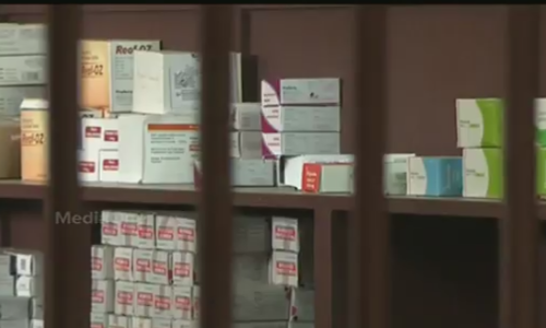 ഫാര്‍മസികളില്‍ മരുന്നുകള്‍ സൂക്ഷിക്കുന്നത് അശാസ്ത്രീയമായി