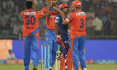 തോറ്റെങ്കിലും മനം കവര്ന്നത് സുരേഷ് റെയ്ന തോറ്റെങ്കിലും മനം കവര്ന്നത് സുരേഷ് റെയ്ന