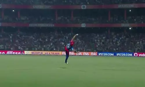 അമ്പരിപ്പിക്കുന്ന ക്യാച്ചുമായി കോറി ആന്‍ഡേഴ്സണ്‍