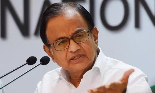 പി ചിദംബരത്തിന്‍റെയും മകന്‍റെയും വീട്ടില്‍ സിബിഐ റെയ്ഡ്