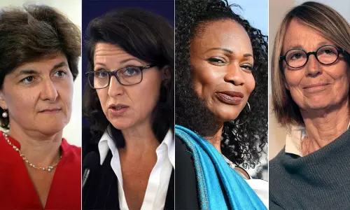 മാതൃകയായി മാക്രോണ് മന്ത്രിസഭ, അംഗങ്ങളില് പകുതിയും സ്ത്രീകള് മാതൃകയായി മാക്രോണ് മന്ത്രിസഭ, അംഗങ്ങളില് പകുതിയും സ്ത്രീകള്