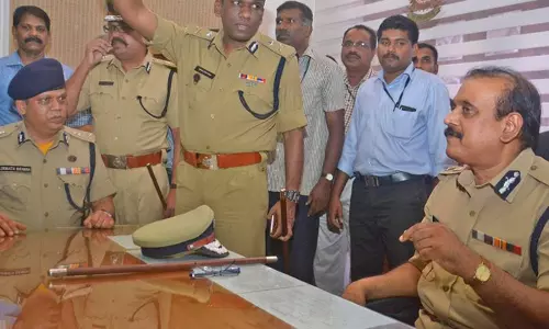 പോലീസ് ആസ്ഥാനത്തെ സ്ഥലമാറ്റം:  വി എന്‍ ബീനക്കെതിരെ ടി പി സെന്‍കുമാറിന്റെ റിപ്പോര്‍ട്ട്