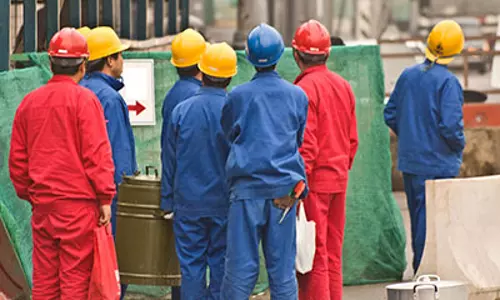 ബഹ്‌റൈനിൽ ഫ്ളക്സിബിൾ വർക്ക് പെർമിറ്റ് ഉടൻ