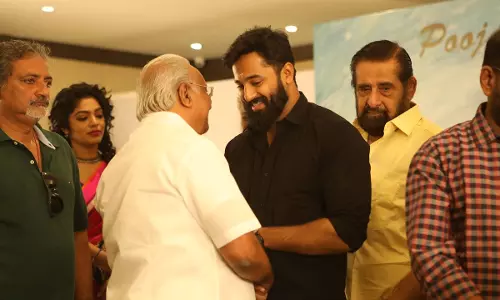 ഉണ്ണി മുകുന്ദന്റെ അച്ഛനായി ഗോകുലം ഗോപാലന്‍ സിനിമയിലേക്ക്