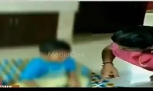 ഡേകെയറില് കുട്ടികള്ക്ക് ക്രൂരമര്ദ്ദനം; ഉടമ അറസ്റ്റില് ഡേകെയറില് കുട്ടികള്ക്ക് ക്രൂരമര്ദ്ദനം; ഉടമ അറസ്റ്റില്