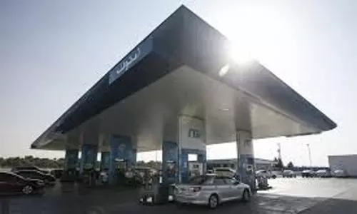 യുഎഇയിൽ ജൂണിൽ എണ്ണനിരക്ക്​ കുറയും