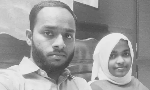 ഹാദിയക്കേസ്; ഹൈക്കോടതിയില് സര്ക്കാര് സ്വീകരിച്ചത് പൊലീസ് റിപ്പോര്ട്ടിന് വിരുദ്ധമായ നിലപാട് ഹാദിയക്കേസ്; ഹൈക്കോടതിയില് സര്ക്കാര് സ്വീകരിച്ചത് പൊലീസ് റിപ്പോര്ട്ടിന് വിരുദ്ധമായ നിലപാട്