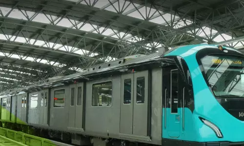 കൊച്ചി മെട്രോയ്ക്ക് ഹരിത നിര്മിതിക്കുള്ള പ്ലാറ്റിനം റാങ്കിങ് കൊച്ചി മെട്രോയ്ക്ക് ഹരിത നിര്മിതിക്കുള്ള പ്ലാറ്റിനം റാങ്കിങ്