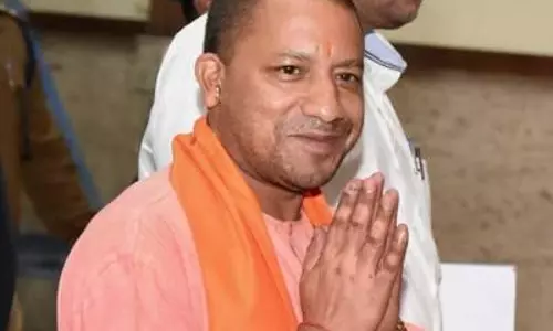 യോഗി ആദിത്യനാഥ് അയോധ്യയില്‍