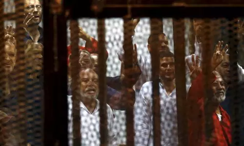 സൗദി സഖ്യരാജ്യങ്ങളുടെ കരിമ്പട്ടിക ഖത്തര് തള്ളി സൗദി സഖ്യരാജ്യങ്ങളുടെ കരിമ്പട്ടിക ഖത്തര് തള്ളി