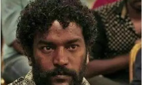 നടന് മണികണ്ഠന് ആചാരിക്ക് വാഹനാപകടത്തില് പരിക്ക് നടന് മണികണ്ഠന് ആചാരിക്ക് വാഹനാപകടത്തില് പരിക്ക്