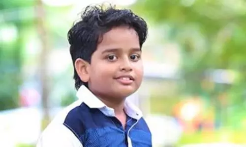 സിനിമയെന്തന്നറിയാത്ത ഒരു പൊലീസുകാരന്റെയടുത്ത് ചാന്സ് തേടി പോകേണ്ട ഗതികേട് തനിക്കില്ലെന്ന് ഗൌരവ് മേനോന് സിനിമയെന്തന്നറിയാത്ത ഒരു പൊലീസുകാരന്റെയടുത്ത് ചാന്സ് തേടി പോകേണ്ട ഗതികേട് തനിക്കില്ലെന്ന് ഗൌരവ് മേനോന്