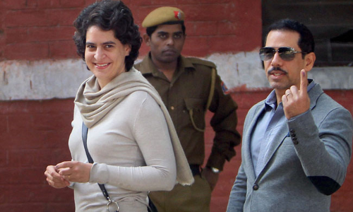 റോബര്‍ട്ട് വദ്രക്ക് ആയുധവ്യാപാരിയുമായി ബന്ധമെന്ന് ആരോപണം; കേന്ദ്രസര്‍ക്കാരിന് തിരിച്ചടി