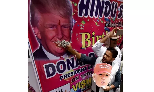 ട്രംപിന് പിറന്നാള്; ഹിന്ദുസേനയ്ക്ക് ഇന്ത്യയില് ആഘോഷം ട്രംപിന് പിറന്നാള്; ഹിന്ദുസേനയ്ക്ക് ഇന്ത്യയില് ആഘോഷം