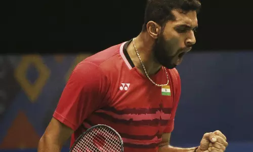 ഇന്ത്യോനേഷ്യന് ഓപ്പണില് ചെന് ലോങിനെ അട്ടിമറിച്ച് മലയാളി താരം ഇന്ത്യോനേഷ്യന് ഓപ്പണില് ചെന് ലോങിനെ അട്ടിമറിച്ച് മലയാളി താരം