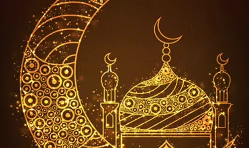 വ്രതകാലത്തിന്റെ പുണ്യവുമായി  ചെറിയ പെരുന്നാള്‍ ആഘോഷിക്കുന്നു