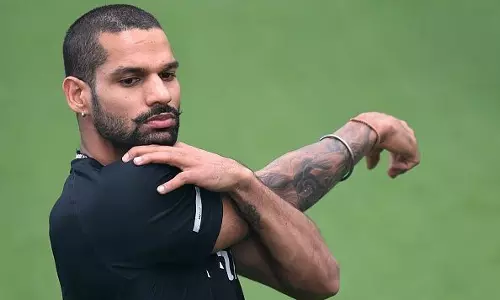 മുരളി വിജയ്ക്ക് പരിക്ക്; ശിഖിര്‍ ധവാന്‍ ടീമില്‍