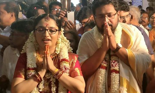 ശബരീനാഥ് എംഎല്‍എയും ദിവ്യയും വിവാഹിതരായി