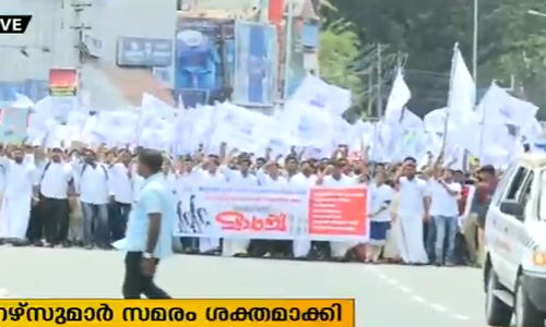 നഴ്‌സുമാര്‍ സമരം ശക്തമാക്കി