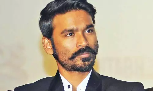 അഭിമുഖത്തിനിടെ മൈക്ക് വലിച്ചെറിഞ്ഞ് ധനുഷ് ഇറങ്ങിപ്പോയി; താരത്തെ പ്രകോപിപ്പിച്ച ചോദ്യം ?