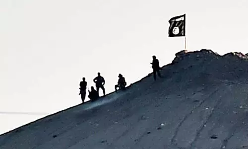 ഐഎസില്‍ ചേരാന്‍ കൌമാരക്കാരികളുടെ ഒഴുക്ക്; തുനീഷ്യ ഭീതിയില്‍