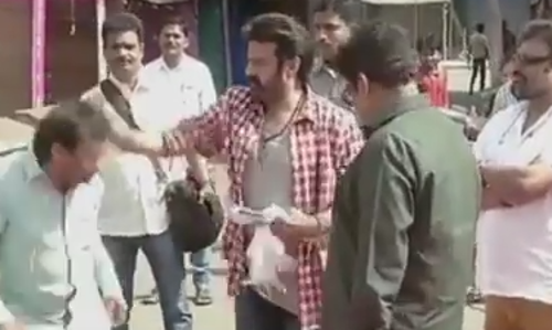 ചെരിപ്പ് അഴിച്ചുമാറ്റിയില്ല, തെലുങ്ക് താരം അസിസ്റ്റന്റിനെ തല്ലി; വീഡിയോ കാണാം