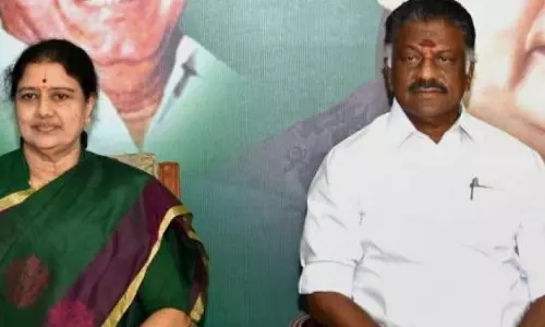 എഐഎഡിഎംകെയിലെ ഇരുവിഭാഗങ്ങളും എന്‍ഡിഎയിലേക്ക്