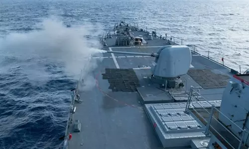 ദക്ഷിണ ചൈനാക്കടലില്‍ യുഎസ് പടക്കപ്പല്‍; മുന്നറിയിപ്പുമായി ചൈന