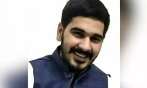 യുവതിയെ തട്ടിക്കൊണ്ടുപോകാന് ശ്രമിച്ച ബിജെപി നേതാവിന്റെ മകന് അറസ്റ്റില് യുവതിയെ തട്ടിക്കൊണ്ടുപോകാന് ശ്രമിച്ച ബിജെപി നേതാവിന്റെ മകന് അറസ്റ്റില്