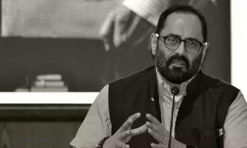 വിപണി പിടിച്ചെടുക്കാന്‍ സഹായകരമായ രാഷ്ട്രീയം തുടരുകയാണ്  നിക്ഷേപ നയമെന്ന് രാജീവ് ചന്ദ്രശേഖര്‍