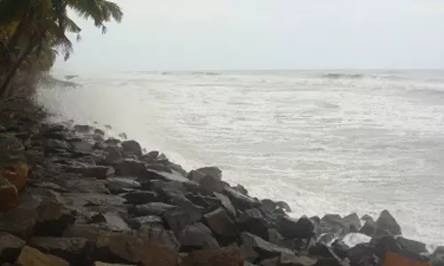 കൊച്ചി തീരമേഖലകളില്‍ കടല്‍ക്ഷോഭം രൂക്ഷം