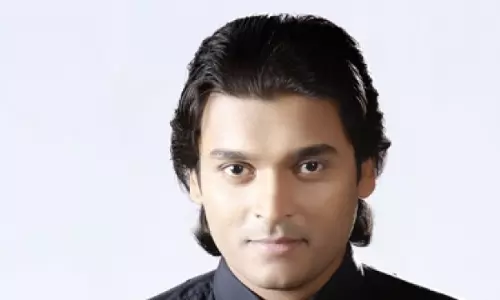 ഹാദിയയുടെ പിതാവിന്റെ ആരോപണം അടിസ്ഥാനരഹിതം -രാഹുൽ ഈശ്വർ... ഹാദിയയുടെ പിതാവിന്റെ ആരോപണം അടിസ്ഥാനരഹിതം -രാഹുൽ ഈശ്വർ...