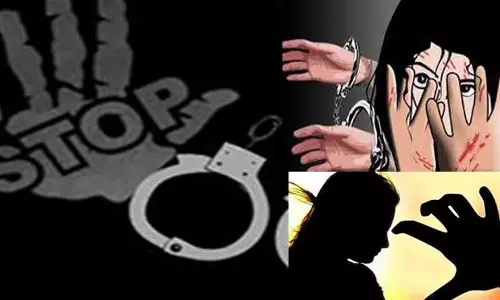 സംസ്ഥാനത്തെ സ്ത്രീ പീഡന കേസുകളിലെ അന്വേഷണം അട്ടിമറിക്കപ്പെടുന്നു സംസ്ഥാനത്തെ സ്ത്രീ പീഡന കേസുകളിലെ അന്വേഷണം അട്ടിമറിക്കപ്പെടുന്നു