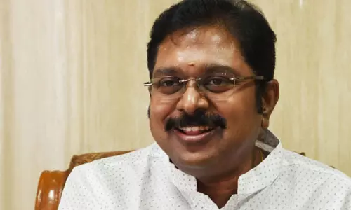 കലങ്ങിമറിഞ്ഞ് തമിഴ് രാഷ്ട്രീയം; കൂടുതൽ എംഎൽഎമാർ ദിനകരൻ പക്ഷത്ത്