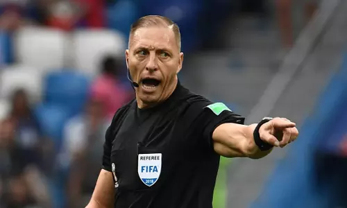 ഫൈനല്‍ നിയന്ത്രിക്കുന്നത് അര്‍ജന്റീനയുടെ നെസ്റ്റോര്‍ പിറ്റാന  