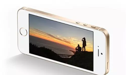 ഐഫോണ്‍ എസ്‌ഇ അവതരിച്ചു