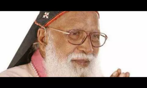 ചികിത്സ നിഷേധിച്ചിട്ടില്ല, മാര് ക്രിസോസ്റ്റം ആരോഗ്യവാന്; പ്രചരിക്കുന്നത് വ്യാജ വാര്ത്ത ചികിത്സ നിഷേധിച്ചിട്ടില്ല, മാര് ക്രിസോസ്റ്റം ആരോഗ്യവാന്; പ്രചരിക്കുന്നത് വ്യാജ വാര്ത്ത