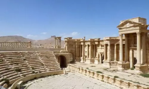 പാല്‍മീറയില്‍ സൈന്യം മുന്നേറുന്നു