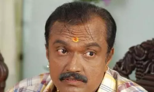 പ്രചരണത്തിലും സിനിമാ സ്റ്റൈലുമായി ഭീമന് രഘു പ്രചരണത്തിലും സിനിമാ സ്റ്റൈലുമായി ഭീമന് രഘു