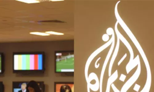 ഖത്തറില്‍ അല്‍ജസീറ ചാനലും ജീവനക്കാരെ പിരിച്ചുവിടുന്നു