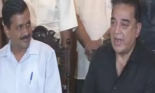 കേജ്‌രിവാള്‍ കമല്‍ഹാസന്‍ കൂടിക്കാഴ്ച്ച