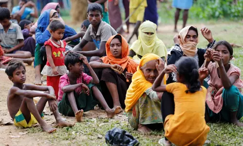 ​റോഹിങ്ക്യൻ അഭയാർഥികൾക്ക്​ ജീവകാരുണ്യ ഉൽപന്നങ്ങൾ എത്തിക്കാൻ യുഎഇ ഉത്തരവിട്ടു