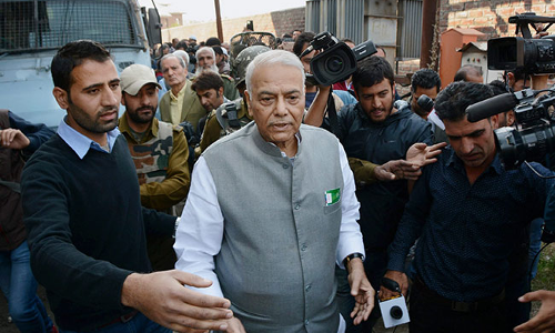 രാജ്യം നേരിടുന്ന സാമ്പത്തിക പ്രതിസന്ധി പരിഹരിക്കാന്‍ നരേന്ദ്ര മോദി സര്‍ക്കാറിന് ഒന്നും ചെയ്യാന്‍ സാധിച്ചില്ലെന്ന് യശ്വന്ത് സിന്‍ഹ