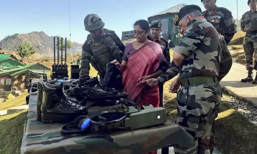 നിര്‍മ്മല സീതാരാമന്‍ ശ്രീനഗറില്‍; ഇന്ന് സിയാച്ചിനും സന്ദര്‍ശിക്കും