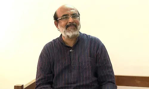 സംസ്ഥാന സര്ക്കാര് നികുതി കുറയ്ക്കില്ലെന്ന് ധനമന്ത്രി സംസ്ഥാന സര്ക്കാര് നികുതി കുറയ്ക്കില്ലെന്ന് ധനമന്ത്രി