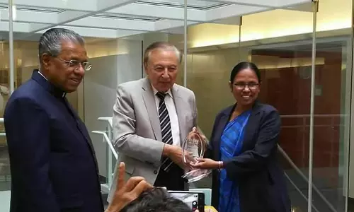 മുഖ്യമന്ത്രിയുടെ അമേരിക്കന് യാത്ര വിവാദത്തില്; ആരാണ് പിണറായിക്ക് ‘ഉപഹാരം’ നല്കിയ ഗാലോ ? മുഖ്യമന്ത്രിയുടെ അമേരിക്കന് യാത്ര വിവാദത്തില്; ആരാണ് പിണറായിക്ക് ‘ഉപഹാരം’ നല്കിയ ഗാലോ ?