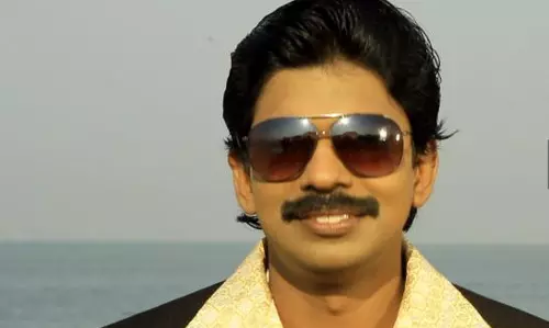 ടിന്റുമോന്‍ എന്ന കോടീശ്വരന്‍ റിലീസായി; പ്രതീക്ഷയോടെ സന്തോഷ് പണ്ഡിറ്റ് ആരാധകര്‍