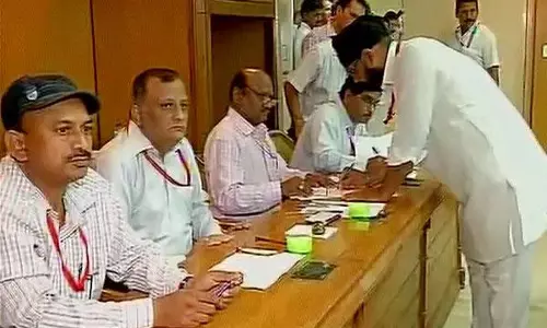 രാജ്യസഭ തെരഞ്ഞെടുപ്പ്: യുപിയിലും കര്‍ണാടകയിലും കോണ്‍ഗ്രസ് നേട്ടം