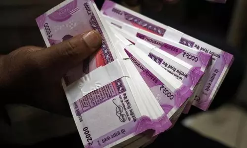 വേങ്ങരയില്‍ വിതരണം ചെയ്യാന്‍ കൊണ്ടുവന്ന 79.5 ലക്ഷം രൂപ പിടികൂടി