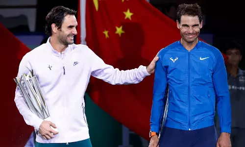 നദാലിനെ വരിഞ്ഞുകെട്ടി ഫെഡറര്‍ക്ക് ഷാങ്ഹായി കിരീടം